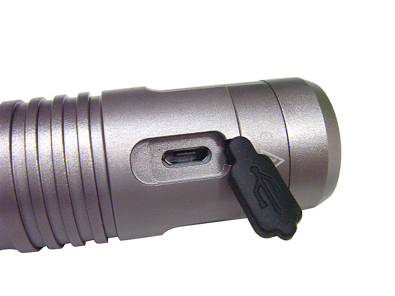 LED라이트(L2 CREE, NB37-00, 1500루멘, 고급형, 내장충전, 흑색) 기획