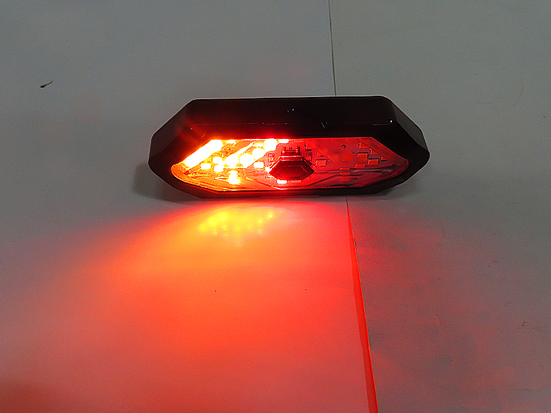 깜박등(USB충전, COB LED, FY-1820, 6기능, 방향지시, 무선조정)